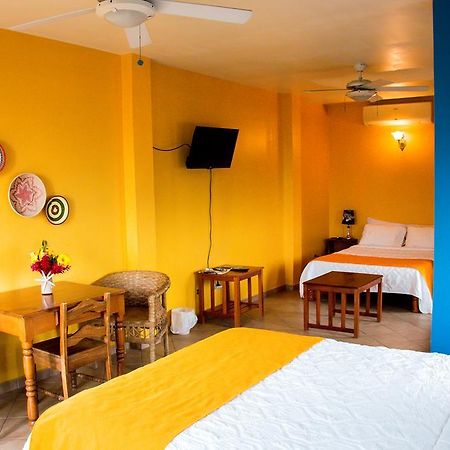 Hotel Maya Vista Tela Eksteriør bilde