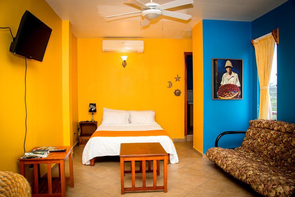 Hotel Maya Vista Tela Eksteriør bilde